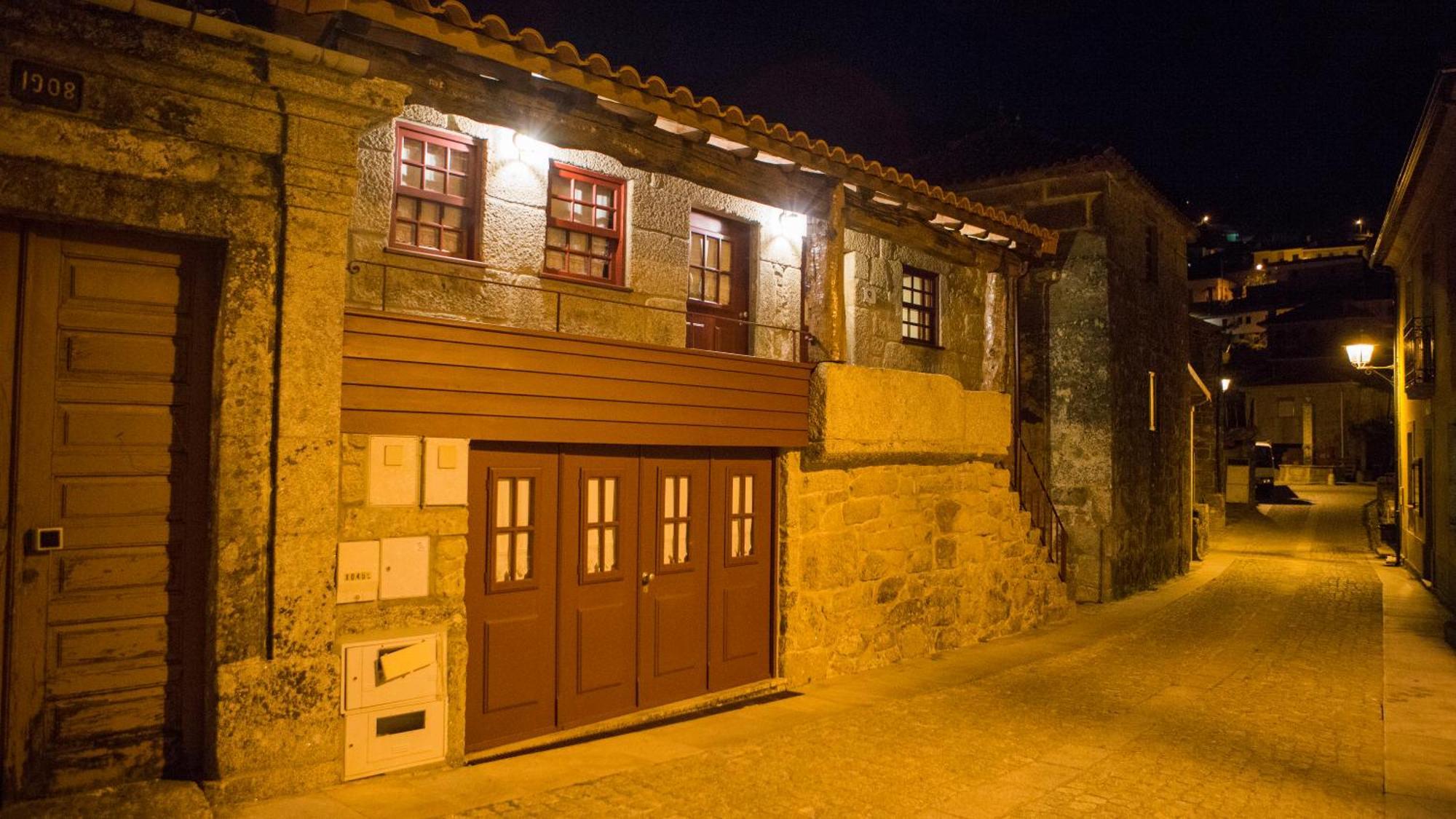 Вилла Casa Da Teresina Сиштелу Экстерьер фото
